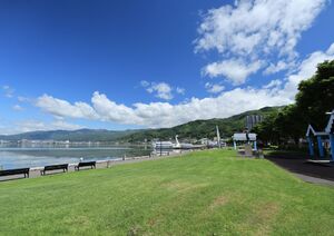 諏訪市　湖畔公園