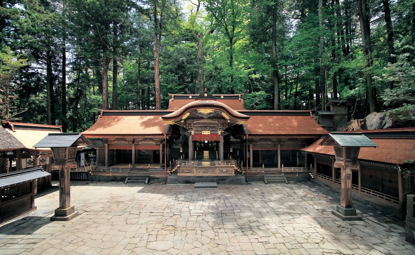 諏訪大社　上社本宮