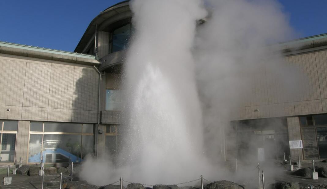 諏訪大社　下社秋宮