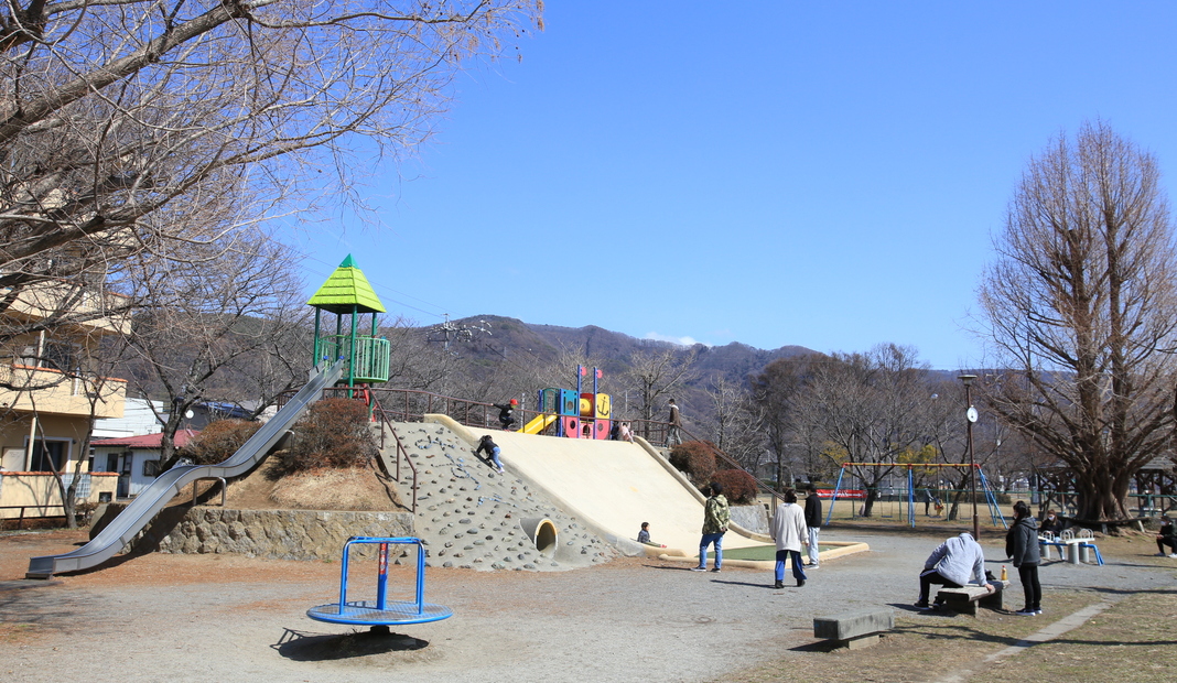 諏訪大社　下社秋宮